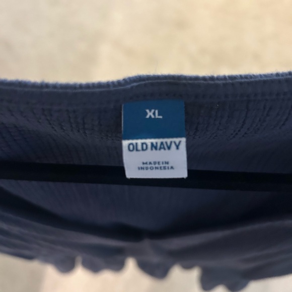 Old Navy Dark Blue Women's Blouse - Picture 3 of 3